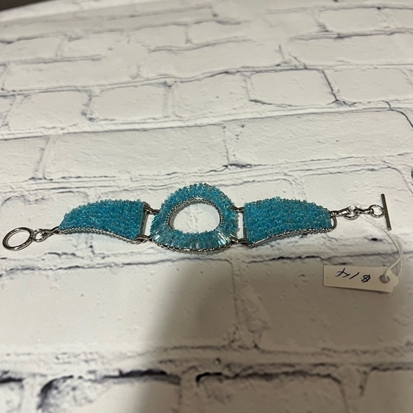 Sparkling blue custom made braclet - Picture 3 of 6